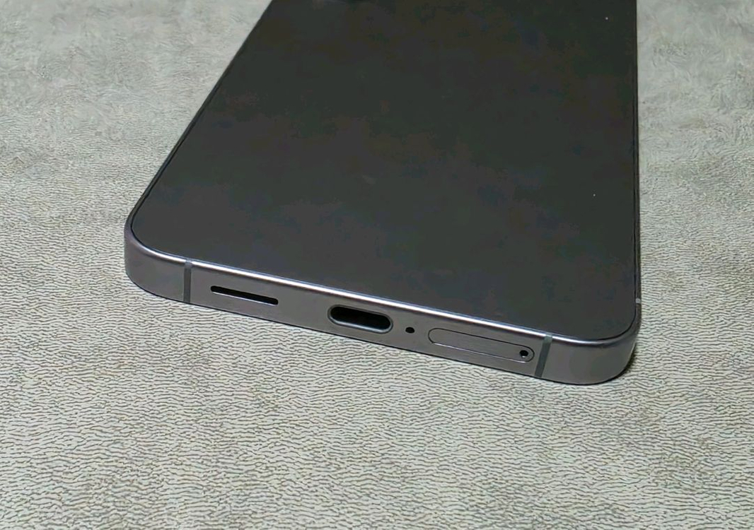 s25플러스 실버 512g 자급제 풀박스 + 아라리 맥세이프 케이스 이미지