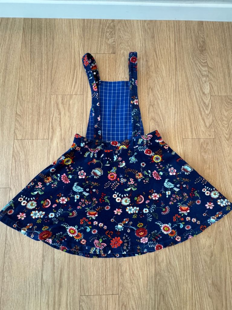 오일릴리 oilily 원피스 (멜빵 치마) 10y ( 사이즈 업업 추천)- 꼴레지앙 406스타킹 같이 드림 이미지