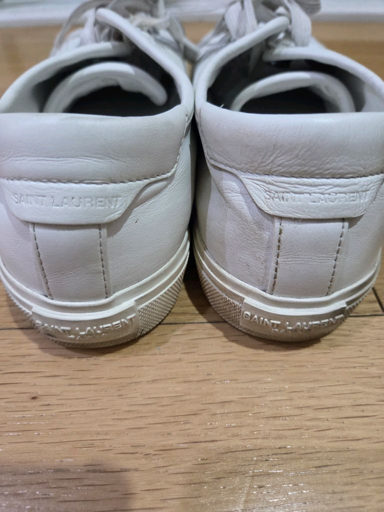 정품 생로랑 남자스니커즈 사이즈(41) 260 팝니다 이미지