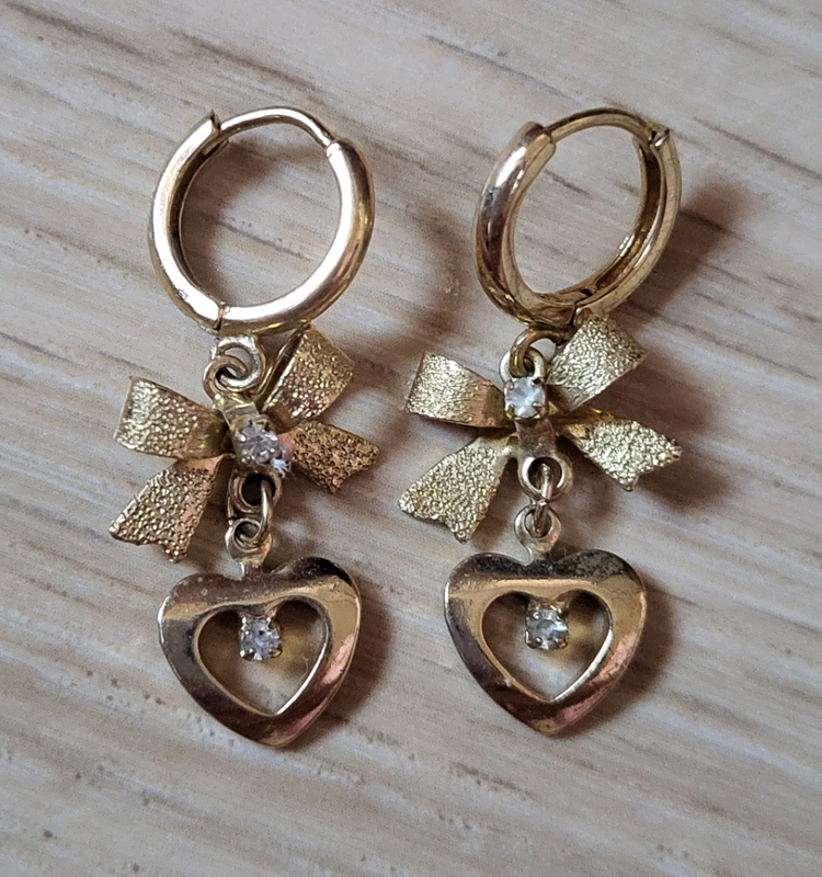 14K도금 귀걸이 목걸이 팬던트 브로치 반지 시계. 구제 등 복고 이미지