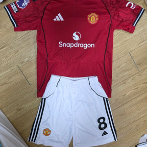 25-26시즌 맨유 브루노페르난데스 축구 유니폼 축구복 상하의세트 새상품 판매 이미지