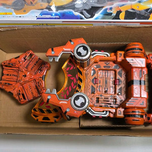 가면라이더 기츠 DX 파워드 빌더 버클 도색작 이미지