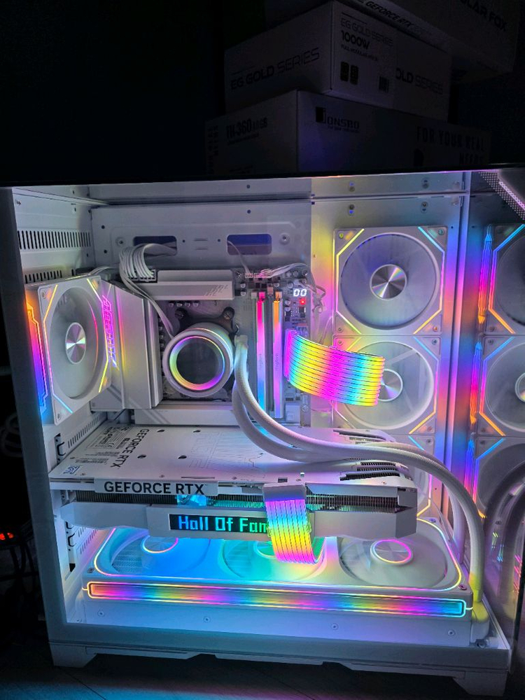 라이젠9 9950X3D X870E RTX5070TI HOF 이미지