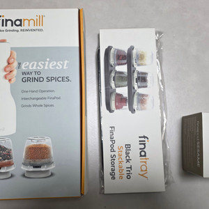 파이나밀 무선 전동 그라인더 2.0 화이트 팟 3개 택포 85000원에 팔게요 이미지