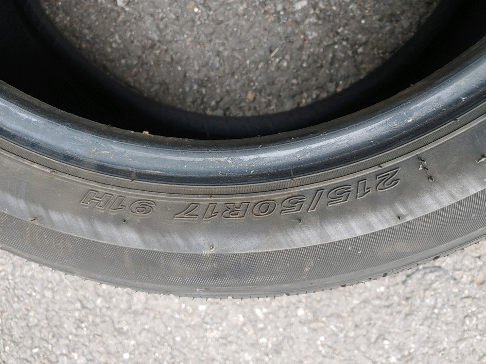 넥센 엔프리즈 215 50 17 중고 타이어 1짝 판매 .. 이미지