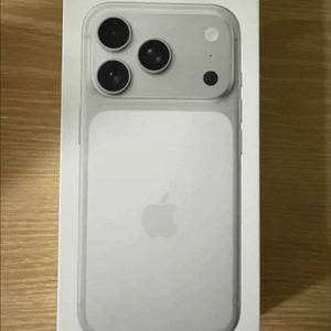 아이폰 17프로 미개봉 새제품 이미지