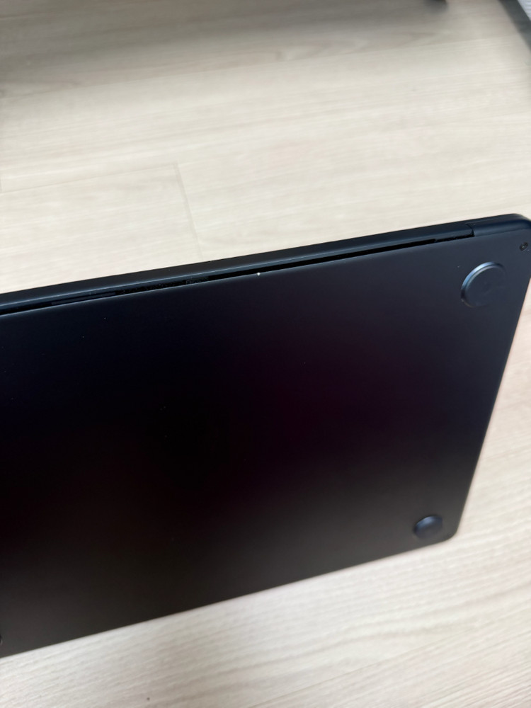 애플 맥북 에어 M2 13인치 512G 미드나이트 이미지