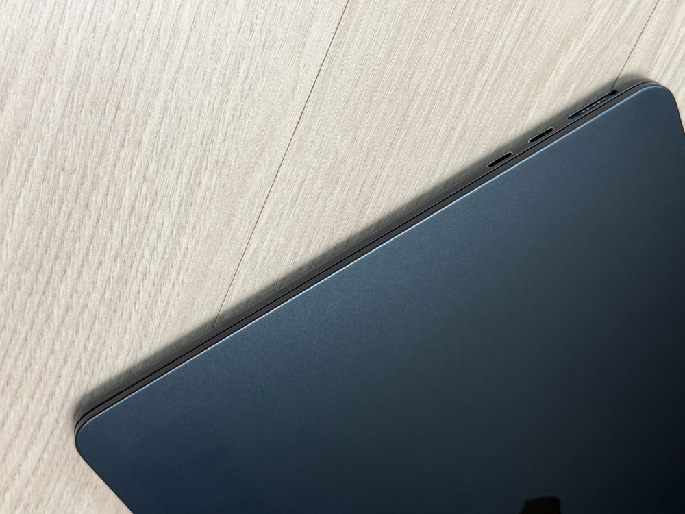 애플 맥북 에어 M2 13인치 512G 미드나이트 이미지