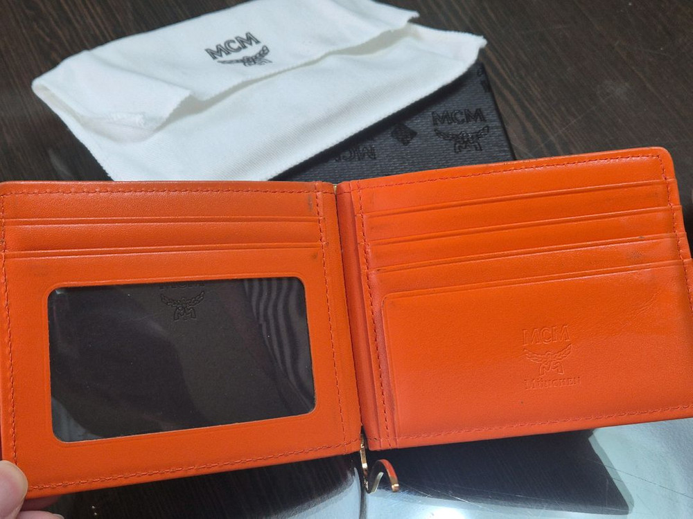 MCM 라이언 오렌지 머니클립 이미지