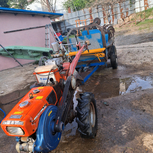 대동 경운기 이미지