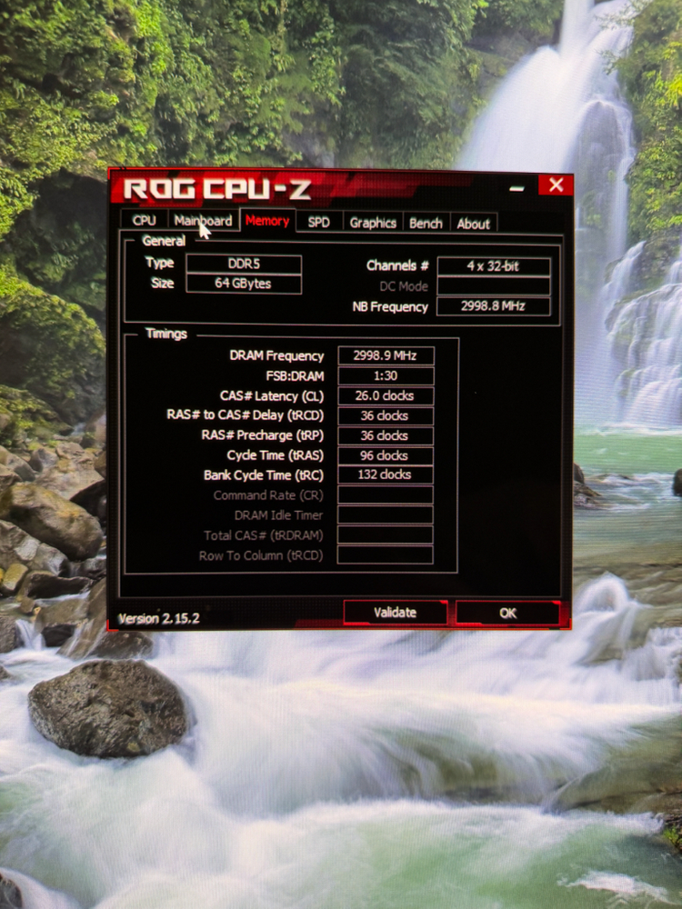 sff 반본체 9950x3d+x870itx+64gb+1000w+4tb 이미지