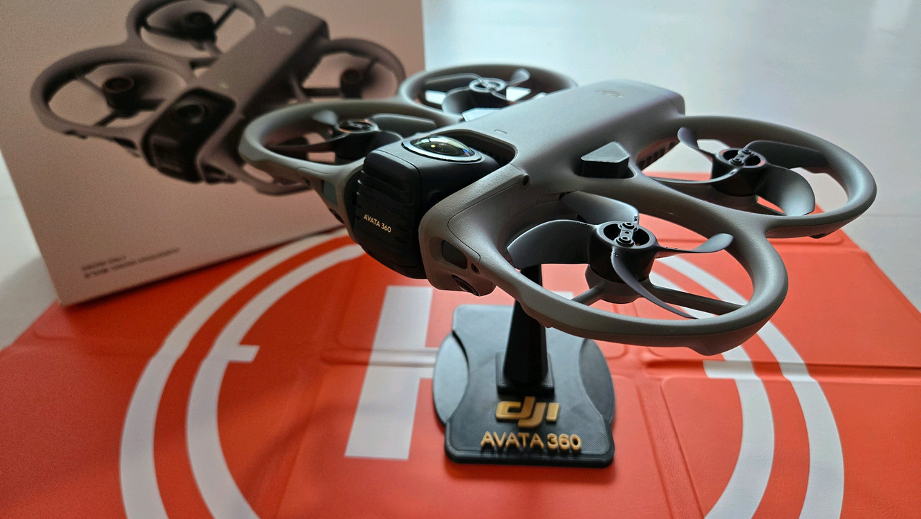DJI AVATA 360 아바타 360 전시 거치대 이미지
