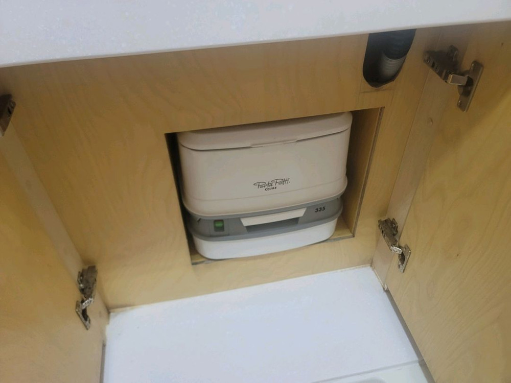 이카운티캠핑카 이미지