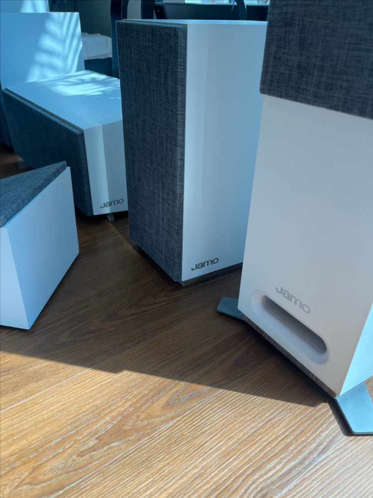 AVR-X2600H AV 리시버 + Jamo 스피커 7대 Yamaha 우퍼 1대 홈시어터 이미지