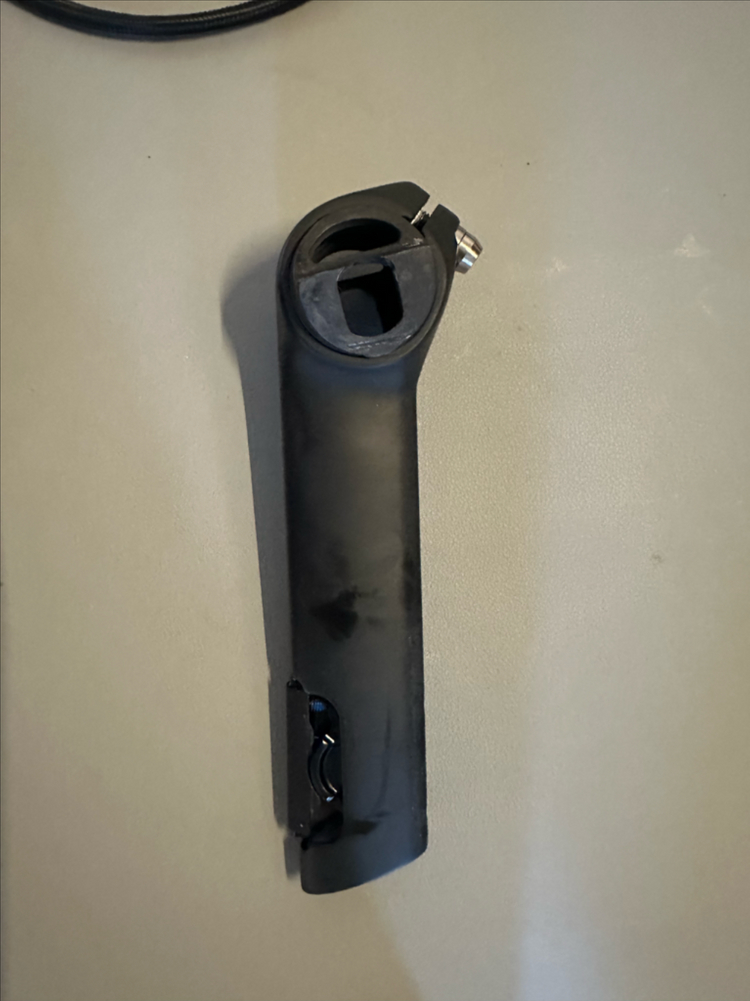 마돈8세대 싯포스트 숏 150mm 0옵셋 이미지