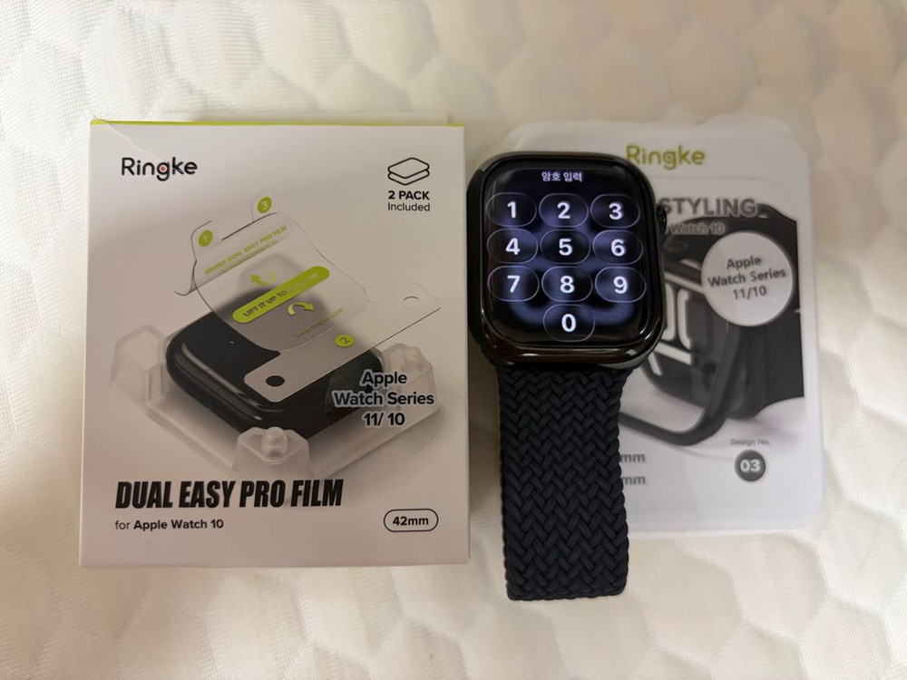 애플워치11 42mm 셀룰러 제트블랙 + 정품 미드나이트 블레이드 솔로 루프 이미지
