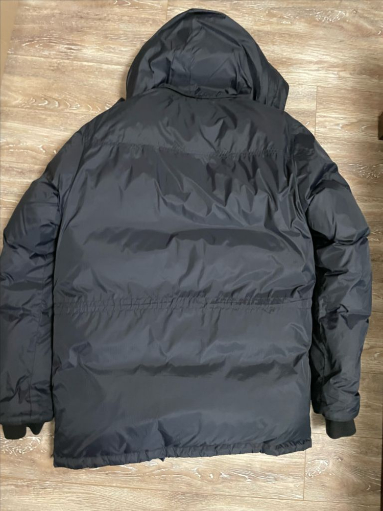 구스다운 패딩점퍼 이미지