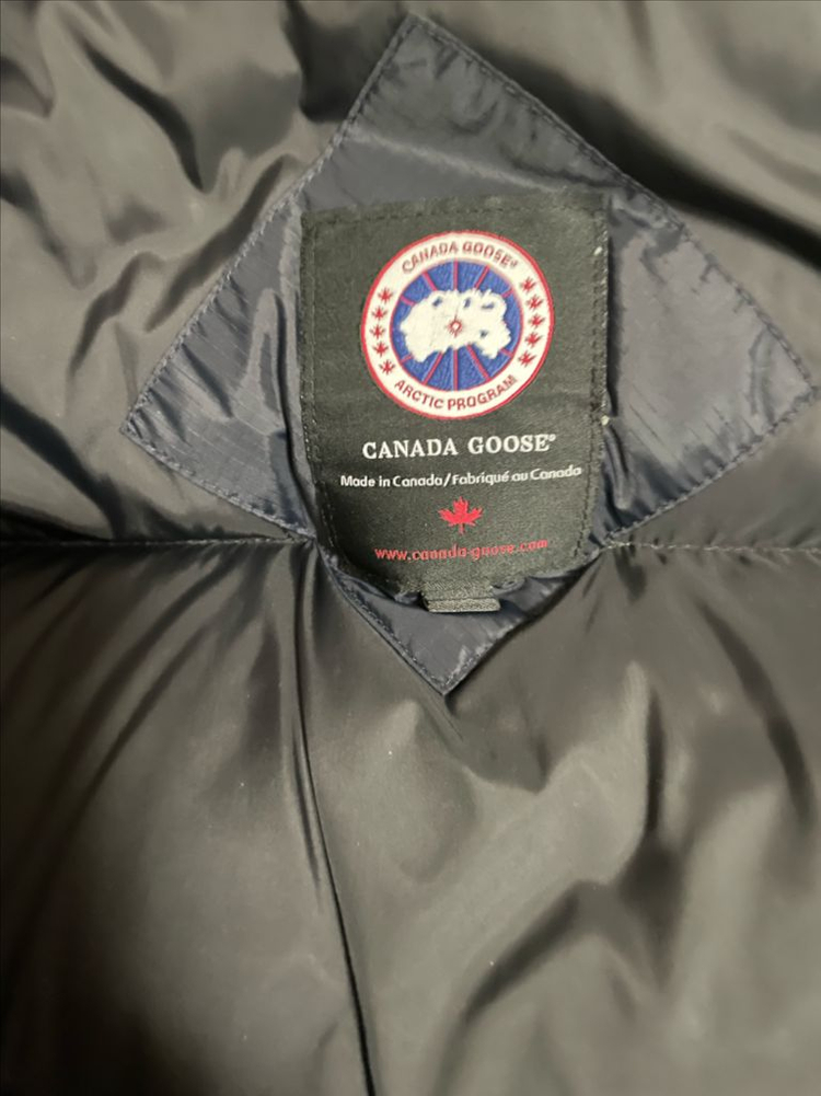 구스다운 패딩점퍼 이미지