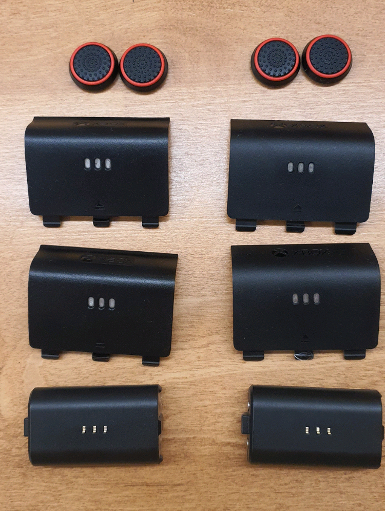 xbox 컨트롤러 + 충전거치대 + 정발 리시버 이미지