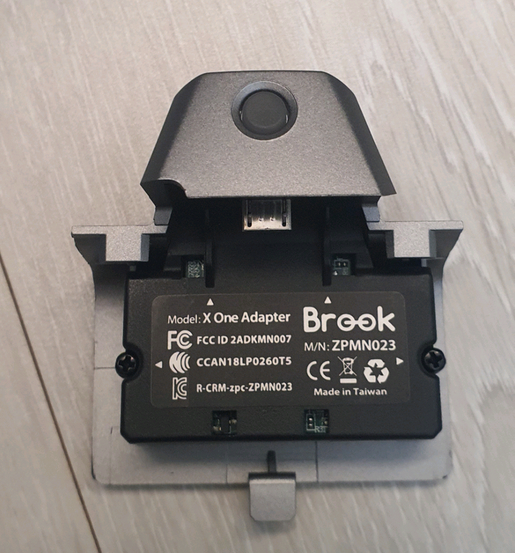 xbox 컨트롤러 + 충전거치대 + 정발 리시버 이미지