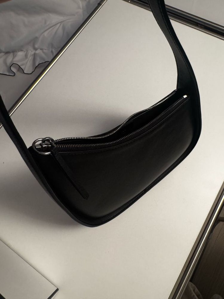 더로우 하프문 이미지