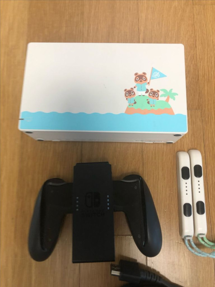 닌텐도스위치 동물의숲 에디션 및 동물의숲, 마리오카트, 마리오파티, 뱔의커비 시리즈 다수 게임 판매합니다. 이미지