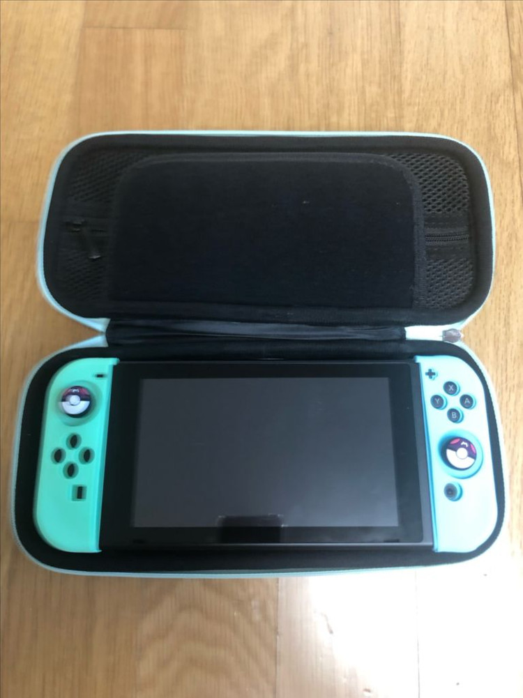 닌텐도스위치 동물의숲 에디션 및 동물의숲, 마리오카트, 마리오파티, 뱔의커비 시리즈 다수 게임 판매합니다. 이미지