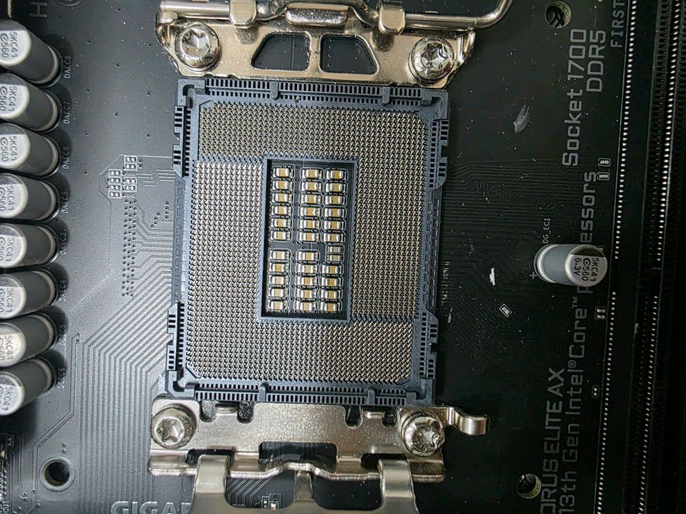 안전결제o)기가바이트 B760m 어로스엘리트 ax D5 메인보드 팝니다 이미지