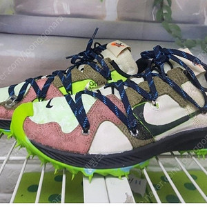 나이키 여성운동화 250 오프화이트 줌 테라 카이거5 런닝화 여성운동화 HA82 이미지