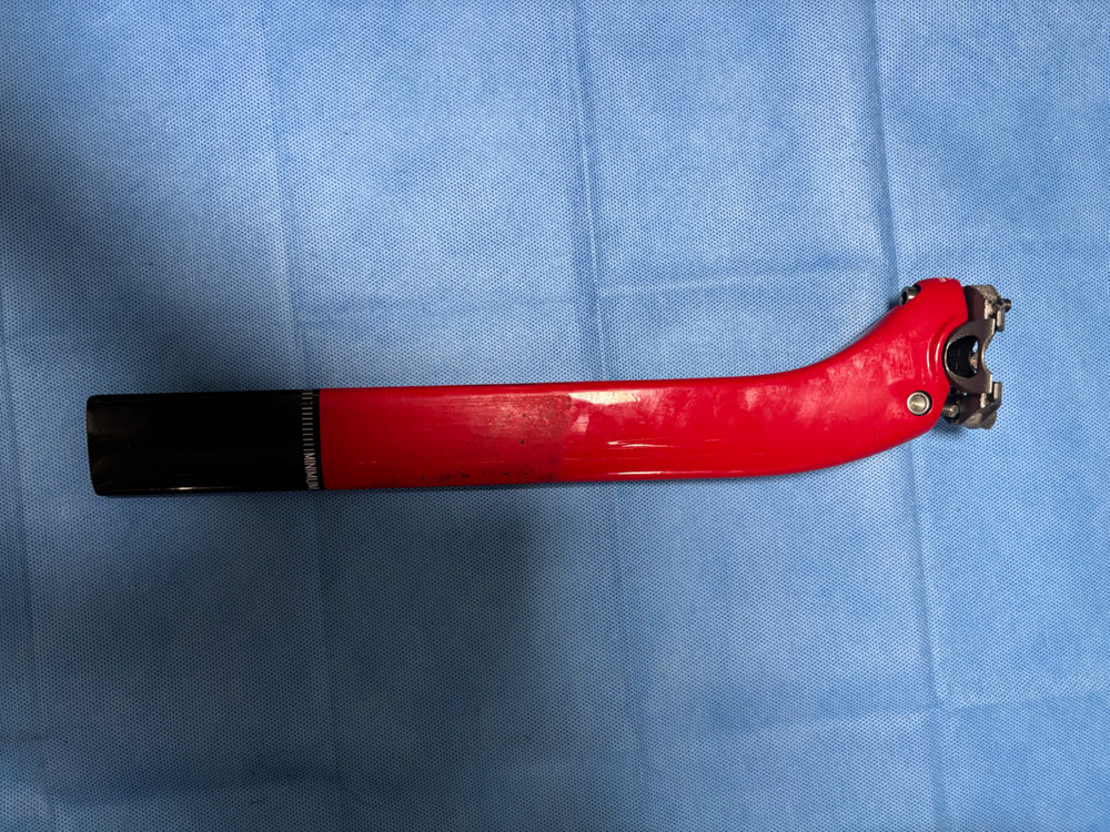 도그마 F 써밋레드 싯포스트 팝니다. 이미지