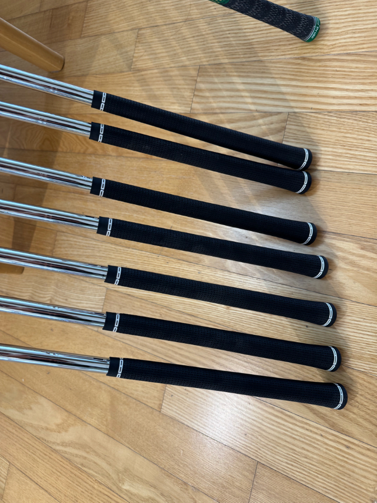 타이틀리스트 T350 4세대 4-P 7아이언 팝니다 이미지