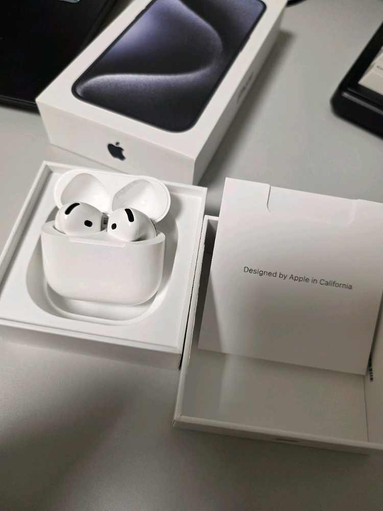 에어팟 4세대 노이즈캔슬링(ANC) 이미지