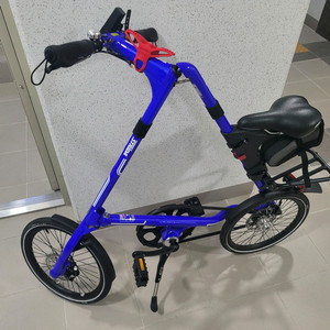 접이식 자전거 이미지