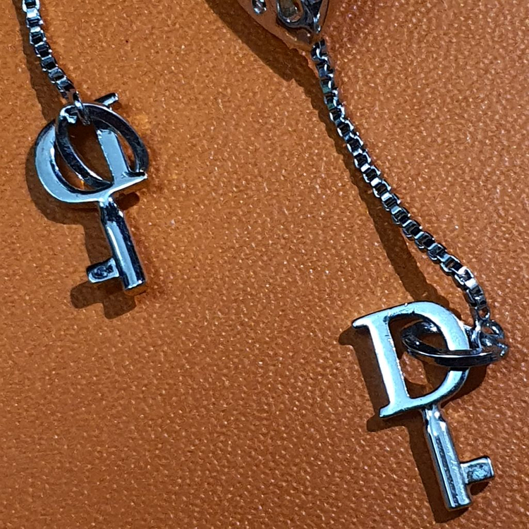 Dior 빈티지 이어링 디올 귀걸이 이미지