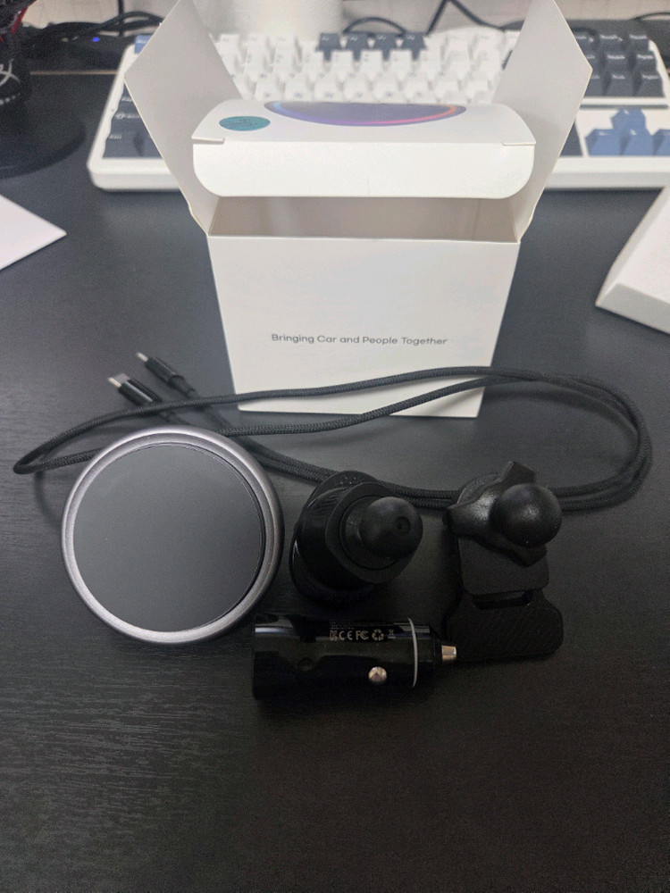 카플 더마운트 마그네틱 맥세이프 호환 거치대 Qi2 풀알류미늄 차량용 핸드폰 무선충전기 이미지