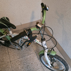 아동 접이식 자전거 16인치 이미지