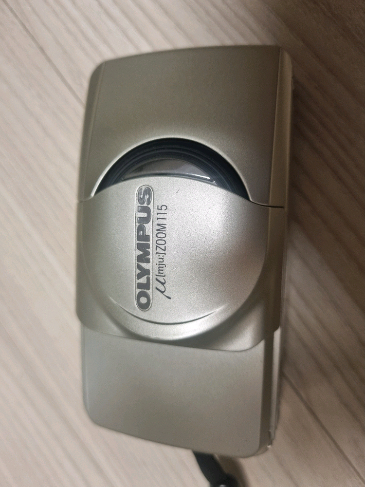 컴팩트 디지털 카메라 올림푸스 필름카메라 이미지