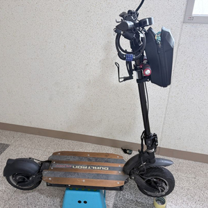 듀얼트론 울트라 전동킥보드 이미지