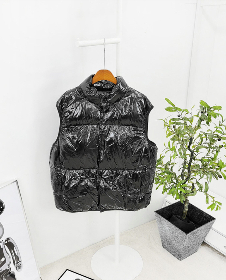 블랙 유광 조끼 패딩 “M” SIZE 이미지