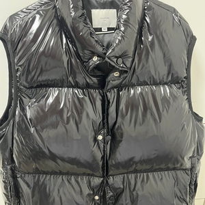 블랙 유광 조끼 패딩 “M” SIZE 이미지