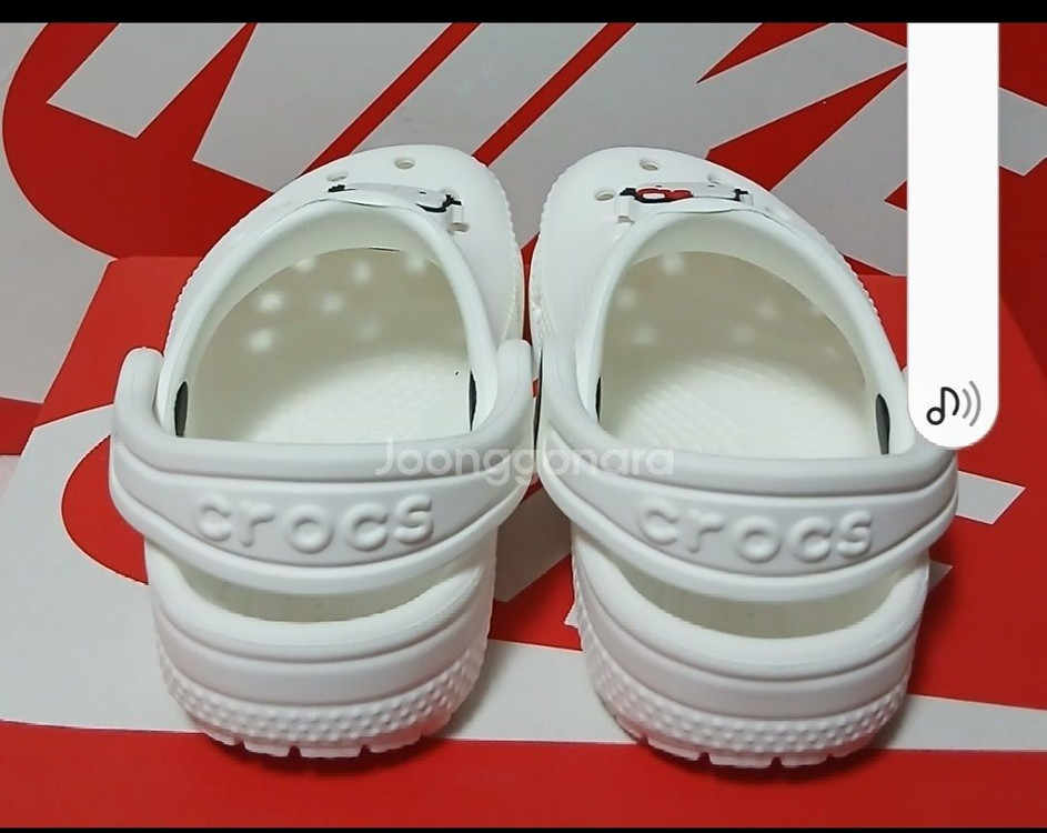 크록스정품C5 120 클래식클로그.키티지비츠포함.거의새거 이미지