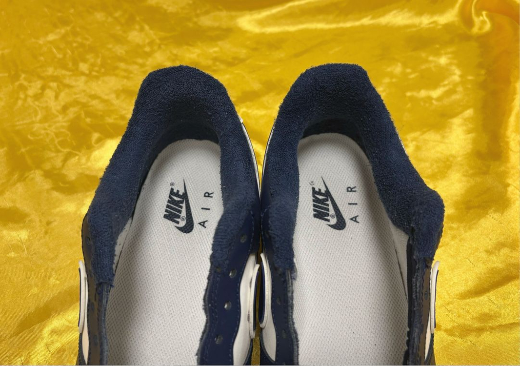 [250] 나이키 에어포스 1 07 네이비 미드나잇 운동화 이미지