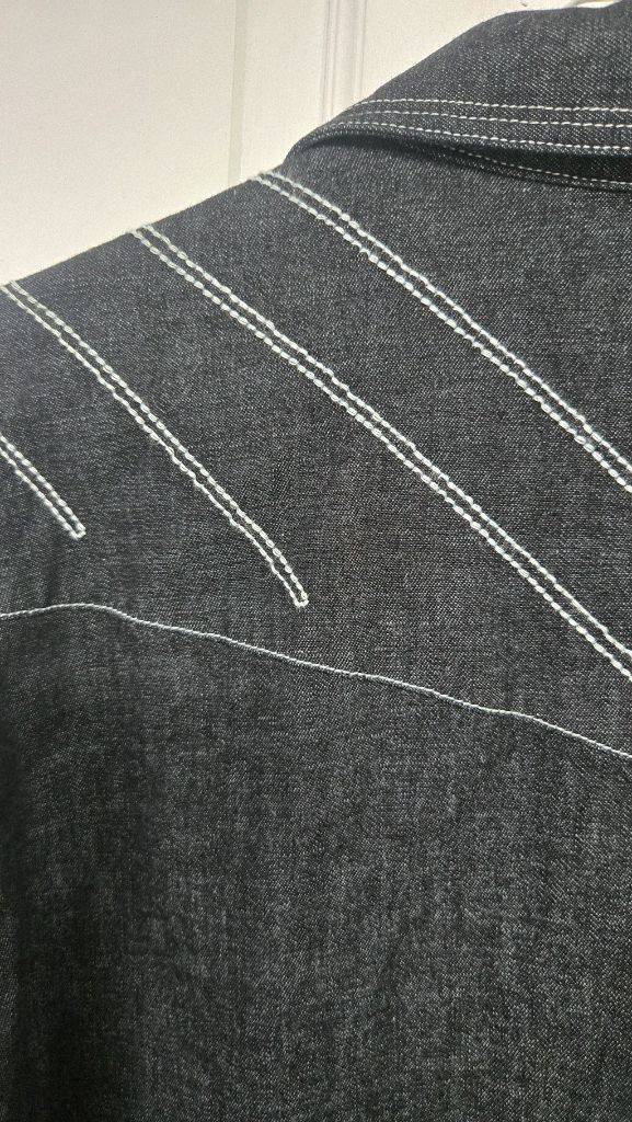 엘무드 스티치셔츠 이미지