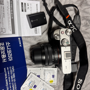 [6863컷] 소니a7c실버 + 28-60 신번들 이미지