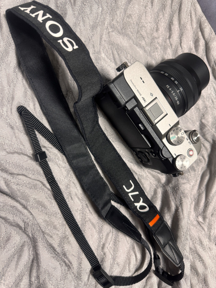 [6863컷] 소니a7c실버 + 28-60 신번들 이미지