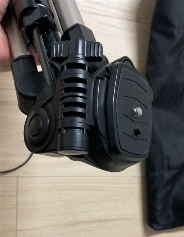 소니 리모컨 삼각대 VCT-D589RM 팝니다. 이미지