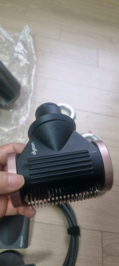 다이슨 드라이기 프로페셔널 팝니다 이미지