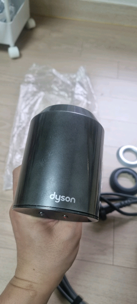 다이슨 드라이기 프로페셔널 팝니다 이미지