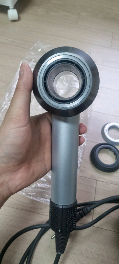 다이슨 드라이기 프로페셔널 팝니다 이미지