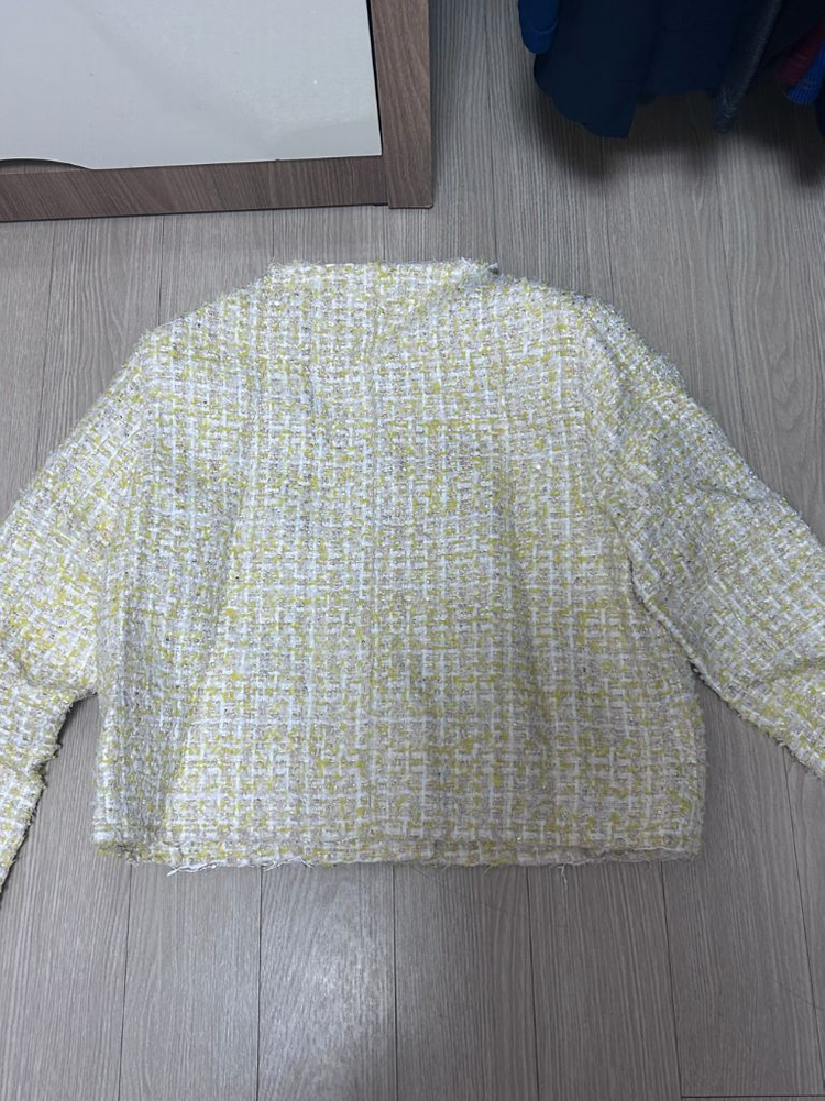 트위드 자켓 이미지